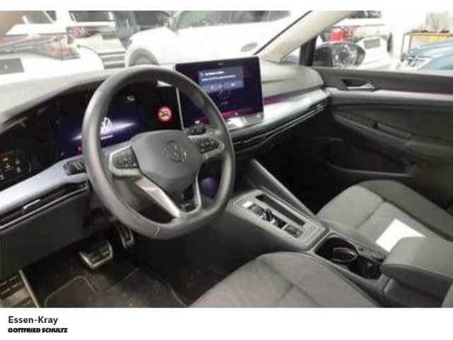 Volkswagen Golf 1.5 eTSI DSG