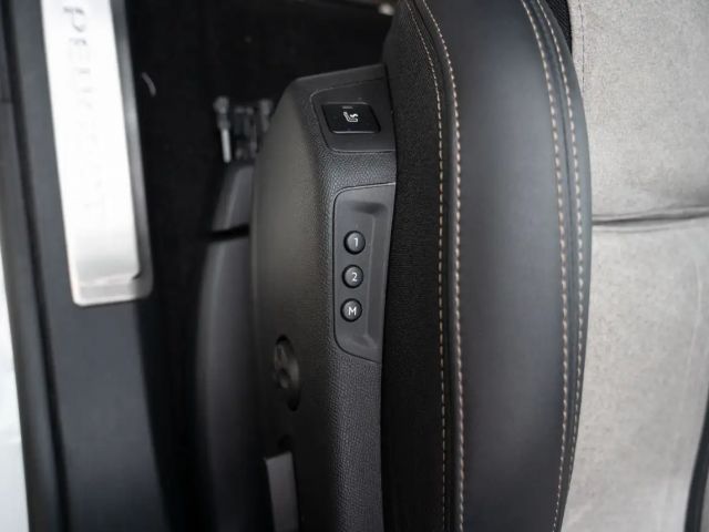 Peugeot 3008 EAT8 GT-Line Hybrid4