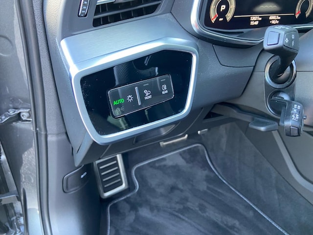 Audi S6 Avant Quattro