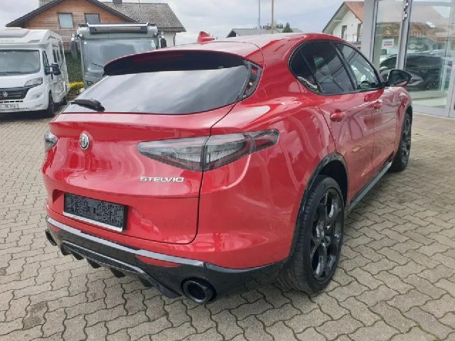 Alfa Romeo Stelvio Q4