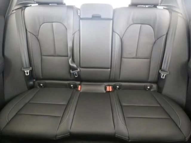 Volvo XC40 Dark Plus