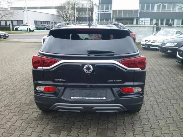 SsangYong Korando Style 1.5T 6 Gang, LED Scheinwerfer, Aluf. 18"