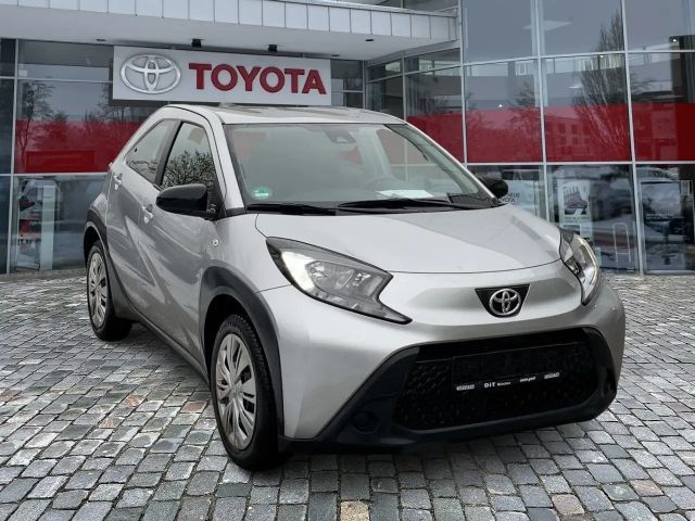 Toyota Aygo 1.0 VVT-i Hatchback Play