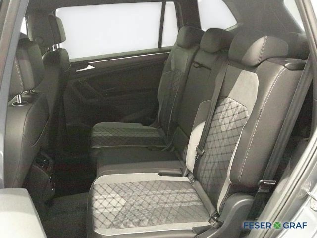 Volkswagen Tiguan Allspace IQ.Drive R-Line