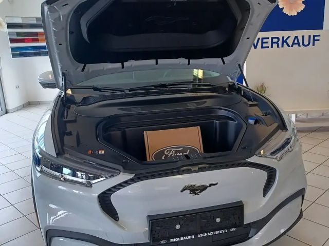 Ford Mustang Mach-E Extended range