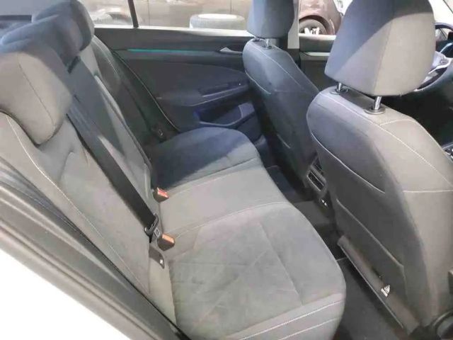 Volkswagen Golf 1.5 eTSI DSG Golf VIII Style