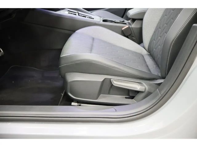 Volkswagen Golf 2.0 TDI DSG Golf VIII Variant