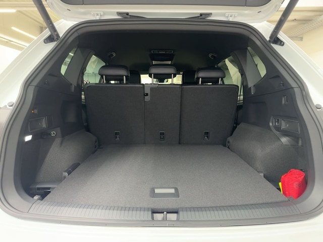 Volkswagen Tiguan Allspace DSG R-Line