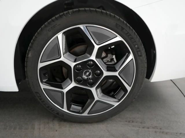 Opel Astra Sports Tourer Ultimate