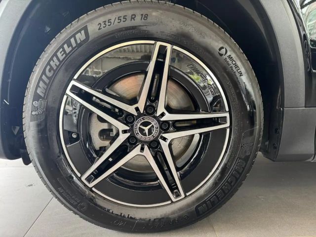Mercedes-Benz EQB 300 4MATIC AMG Line