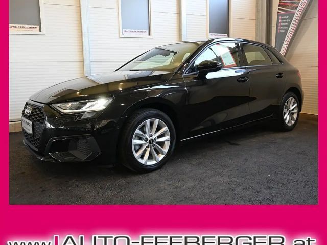 Audi A3 30 TFSI S-Tronic Sedan