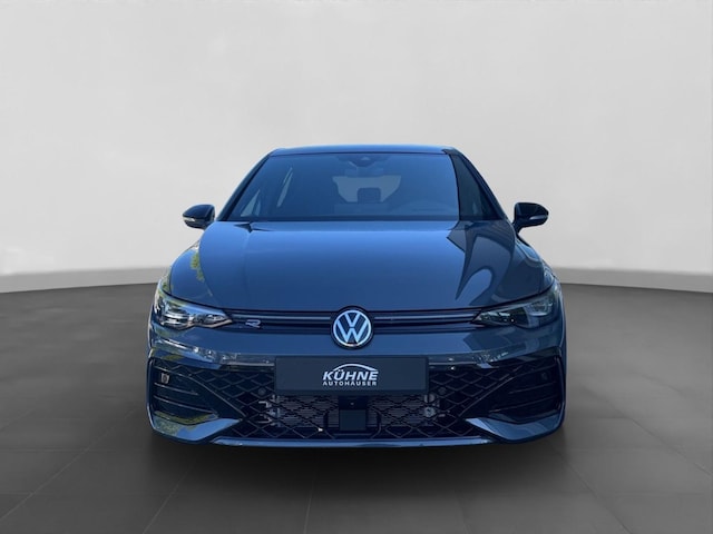 Volkswagen Golf 1.5 eTSI DSG IQ.Drive R-Line