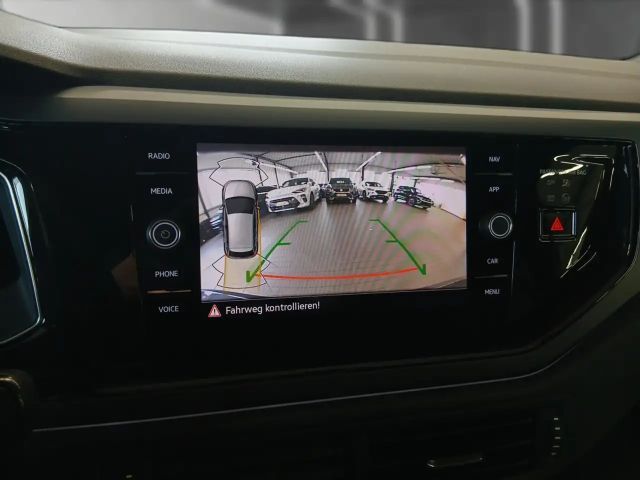 Volkswagen Polo 1.0 TSI DSG R-Line