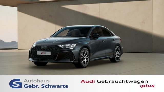 Audi RS3 Quattro S-Tronic Sedan