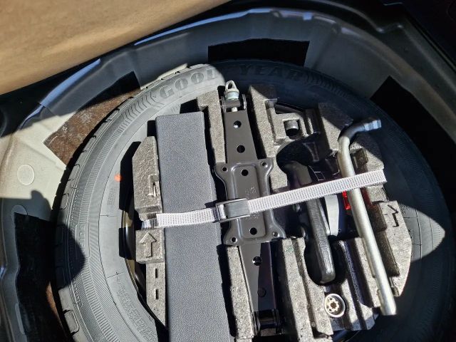 Skoda Fabia 130 Jahre Edition   AHZV, 5 J. Garantie, SmartLink