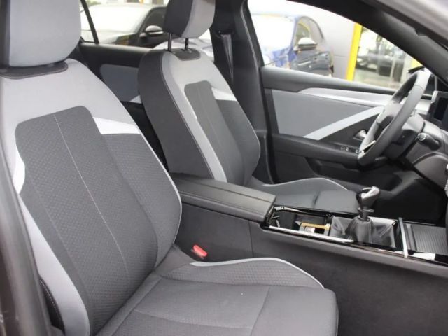 Opel Astra 1.2 Turbo Edition Turbo