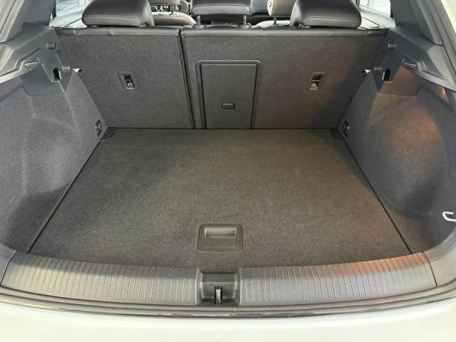 Volkswagen T-Roc 1.5 TSI DSG R-Line Sport