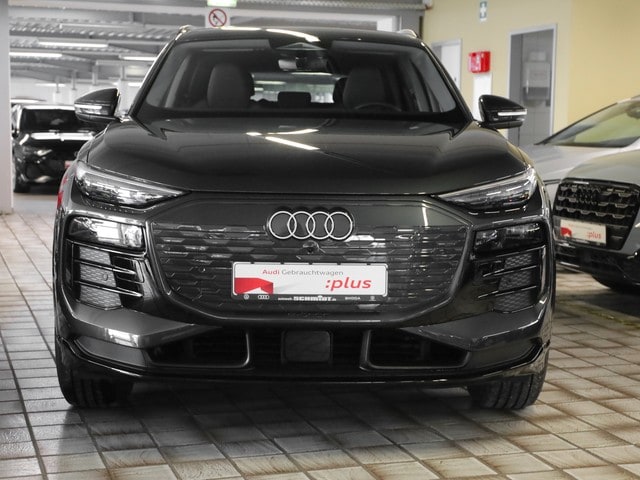 Audi Q6 e-tron Suv e-tron Audi Q6 SUV e-tron