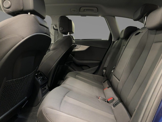 Audi A4 35 TFSI Avant S-Tronic