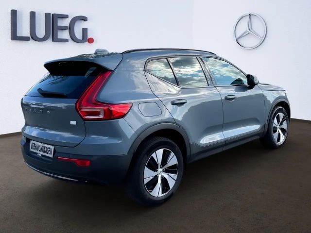 Volvo XC40 Dark Plus T4