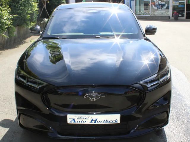 Ford Mustang Mach-E AWD Extended range