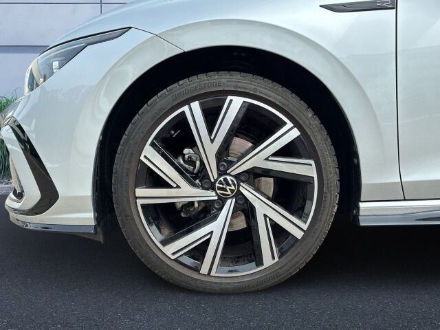 Volkswagen Golf 1.5 eTSI DSG R-Line Variant