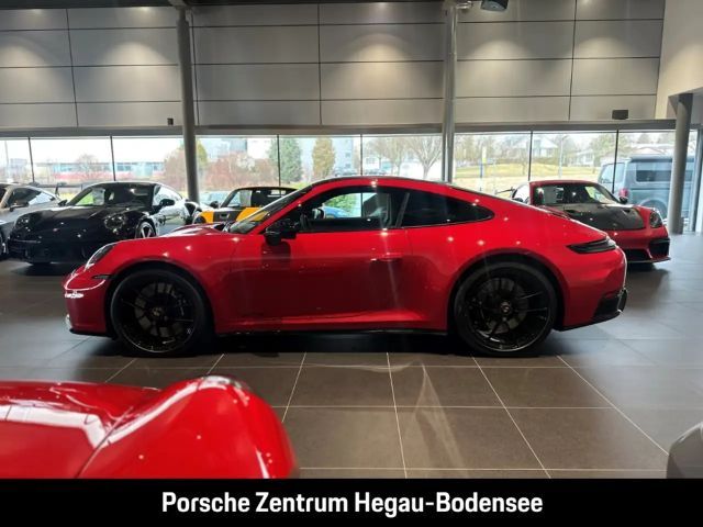 Porsche 992 4 Carrera Coupé GTS