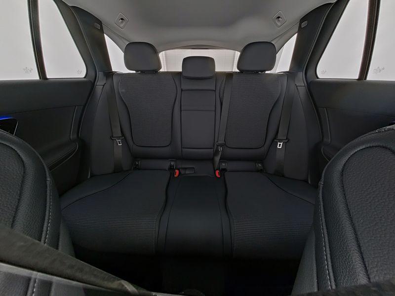 Mercedes-Benz C 200 AVANTGARDE Estate