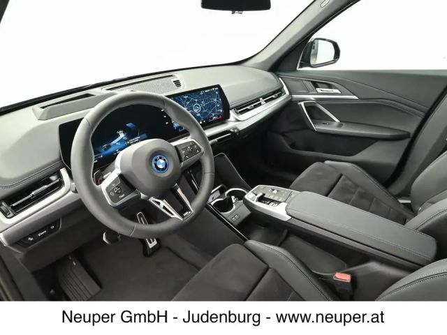 BMW iX1 xDrive30