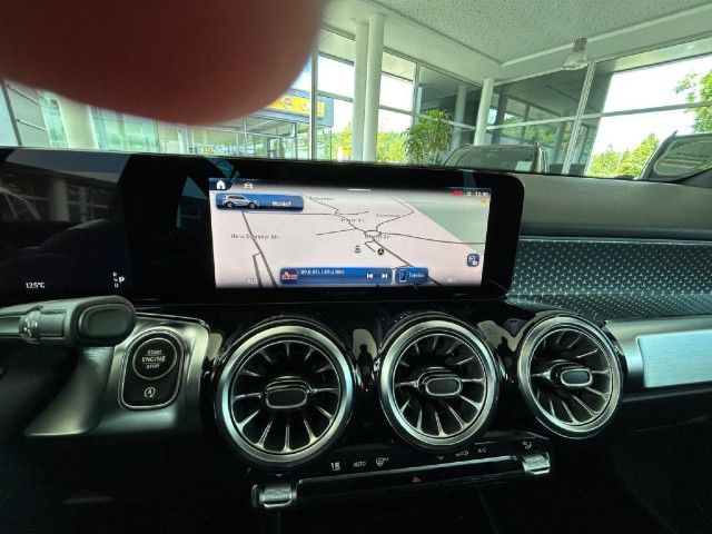 Mercedes-Benz GLB 220 4MATIC GLB 220 d