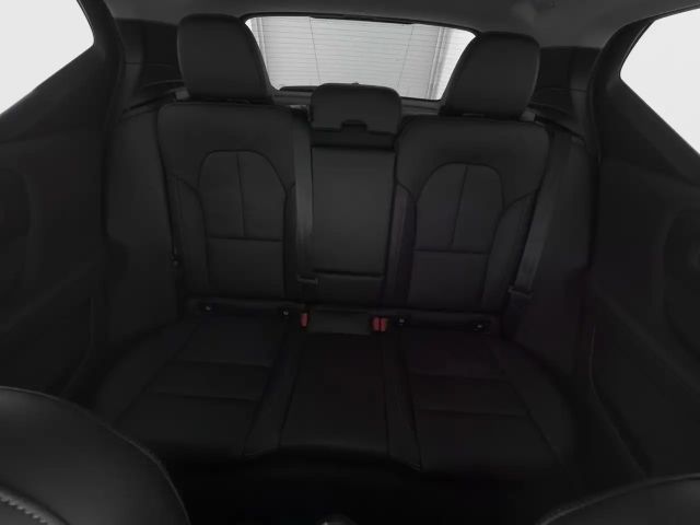 Volvo XC40 Dark Plus