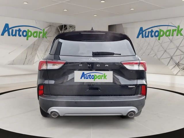 Ford Kuga Hybrid Titanium