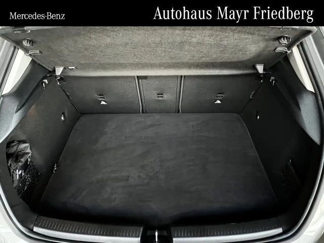 Mercedes-Benz A 200 Progressive