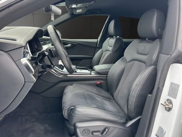 Audi Q8 50 TDI Quattro S-Line