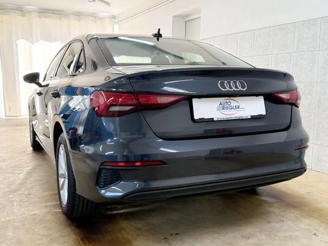 Audi A3 30 TDI Sedan