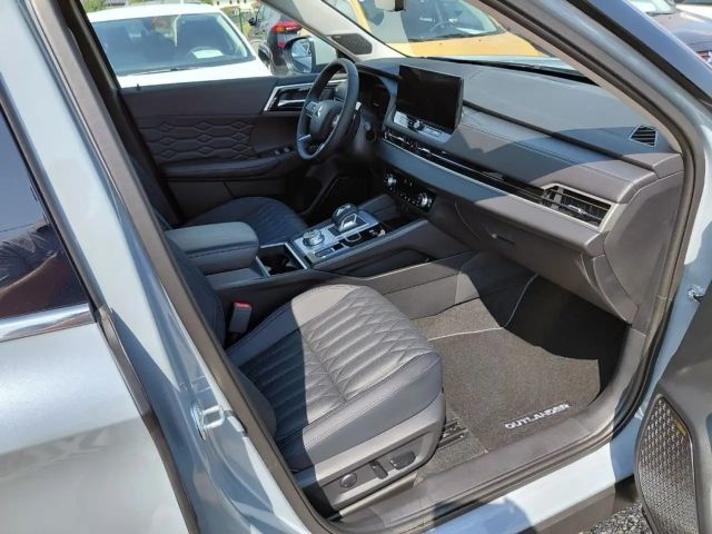 Mitsubishi Outlander 4WD PHEV