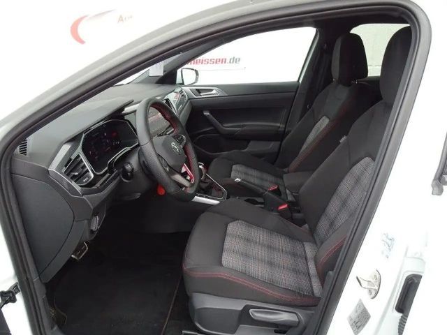 Volkswagen Polo 2.0 TSI DSG GTI IQ.Drive