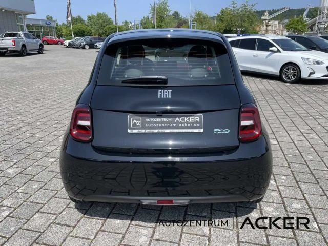 Fiat 500e RED