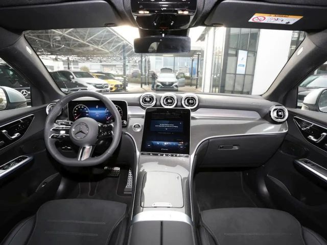 Mercedes-Benz GLC 200 4MATIC AMG Line Coupé