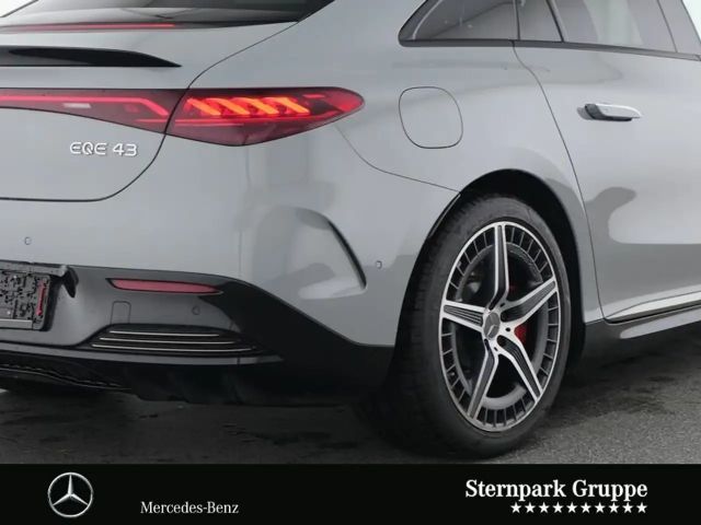 Mercedes-Benz EQE 43 AMG Line Sedan