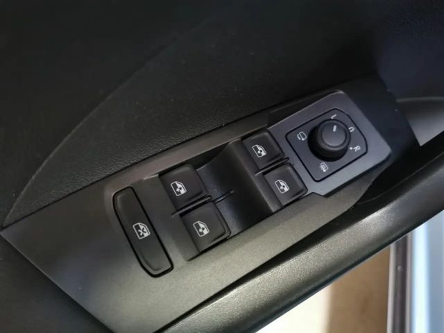 Volkswagen T-Cross 4Me TSI