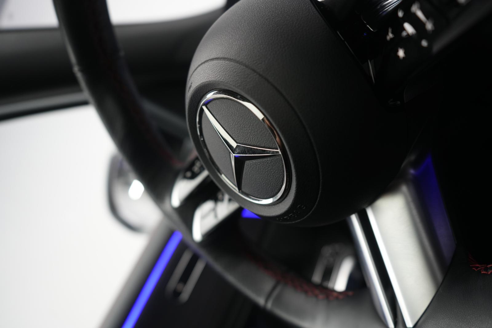 Mercedes-Benz GLB 220 AMG Line GLB 220 d