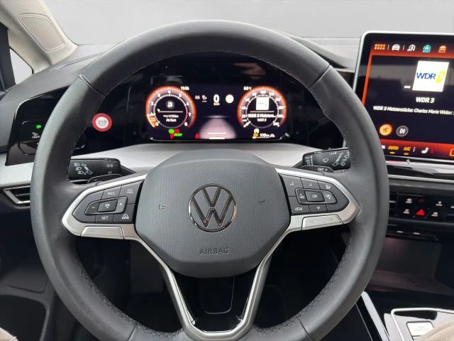 Volkswagen Golf 1.5 eTSI DSG Style