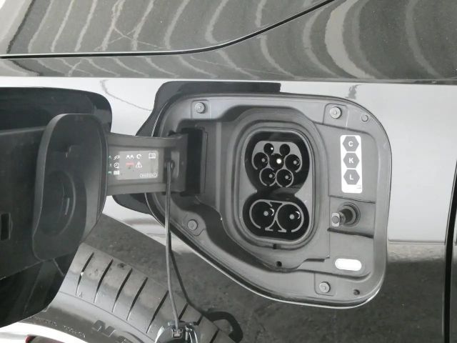 Audi A3 45 TFSI Hybride S-Line Sedan