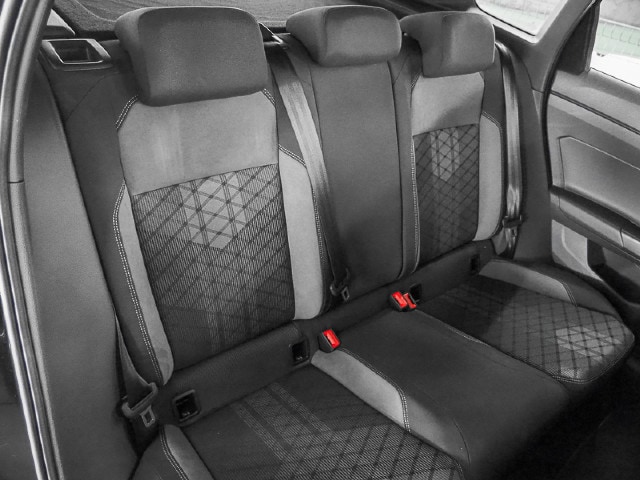 Volkswagen Taigo 1.5 TSI DSG R-Line