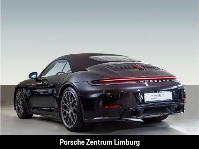 Porsche 992 Cabrio Carrera