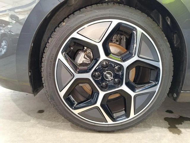 Opel Astra Sports Tourer Ultimate