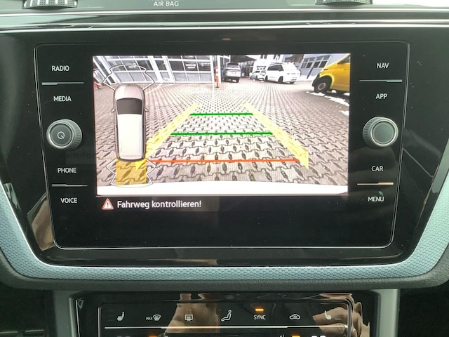 Volkswagen Touran 2.0 TDI DSG R-Line