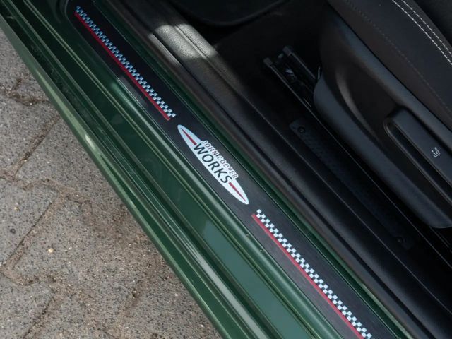 MINI Cooper John Cooper Works