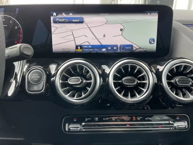 Mercedes-Benz GLA 200 AMG Line